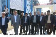 همزمان با سفر معاون اول رئیس جمهور به استان هرمزگان، وزیر جهاد کشاورزی، مدیر کل دامپزشکی استان هرمزگان و جمعی از مدیران بخش کشاورزی از مزرعه ۲۰۰ هکتاری پرورش میگوی شور اول در بندرعباس بازدید کردند 