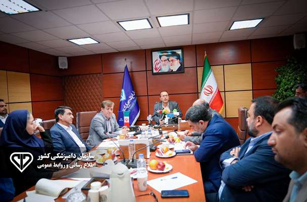 نشست خبری معاون وزیر و رییس سازمان دامپزشکی کشور با عنوان اطلاع‌رسانی دقیق و هم‌افزایی درباره بیماری تب برفکی به روایت تصویر